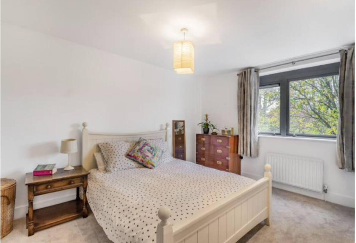Spacious, Bright And Modern Flat In Holloway London Ngoại thất bức ảnh